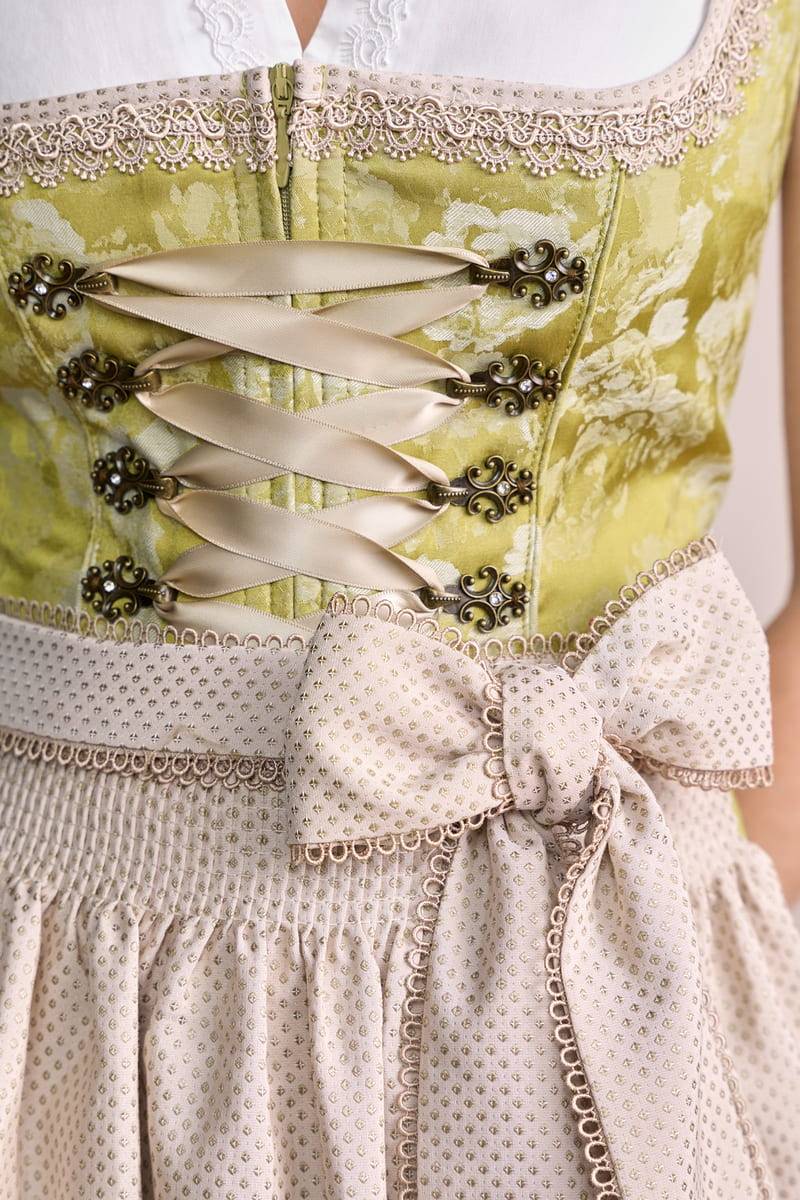 Krüger Madl Dirndl Zakia (60cm) Super Sparpreis