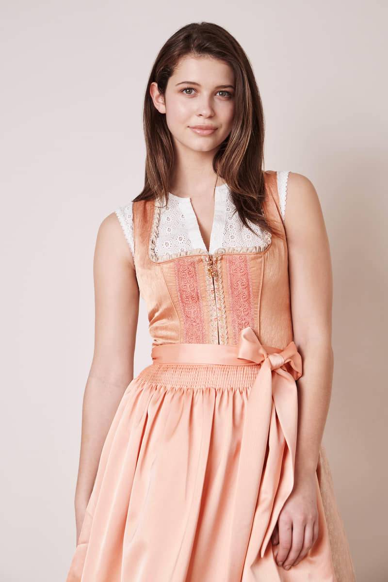Krüger Madl Dirndl Christa (60cm) Vierteljährliche Förderung