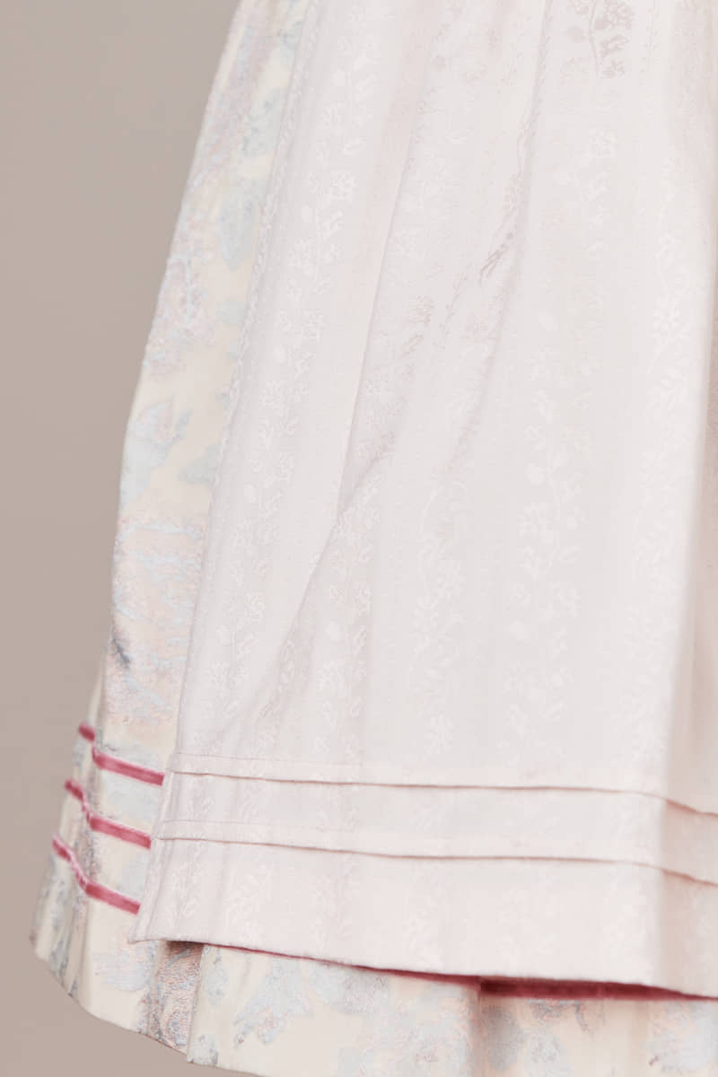 Krüger Madl Dirndl Enrica (70cm) im Angebot