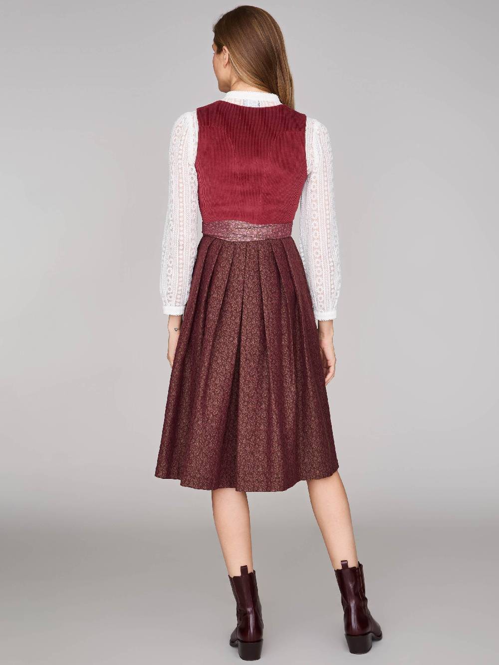 Limberry Ziegelrotes Dirndl mit Cord-Mieder - TIA BRICK RED Nur noch ein Tag übrig