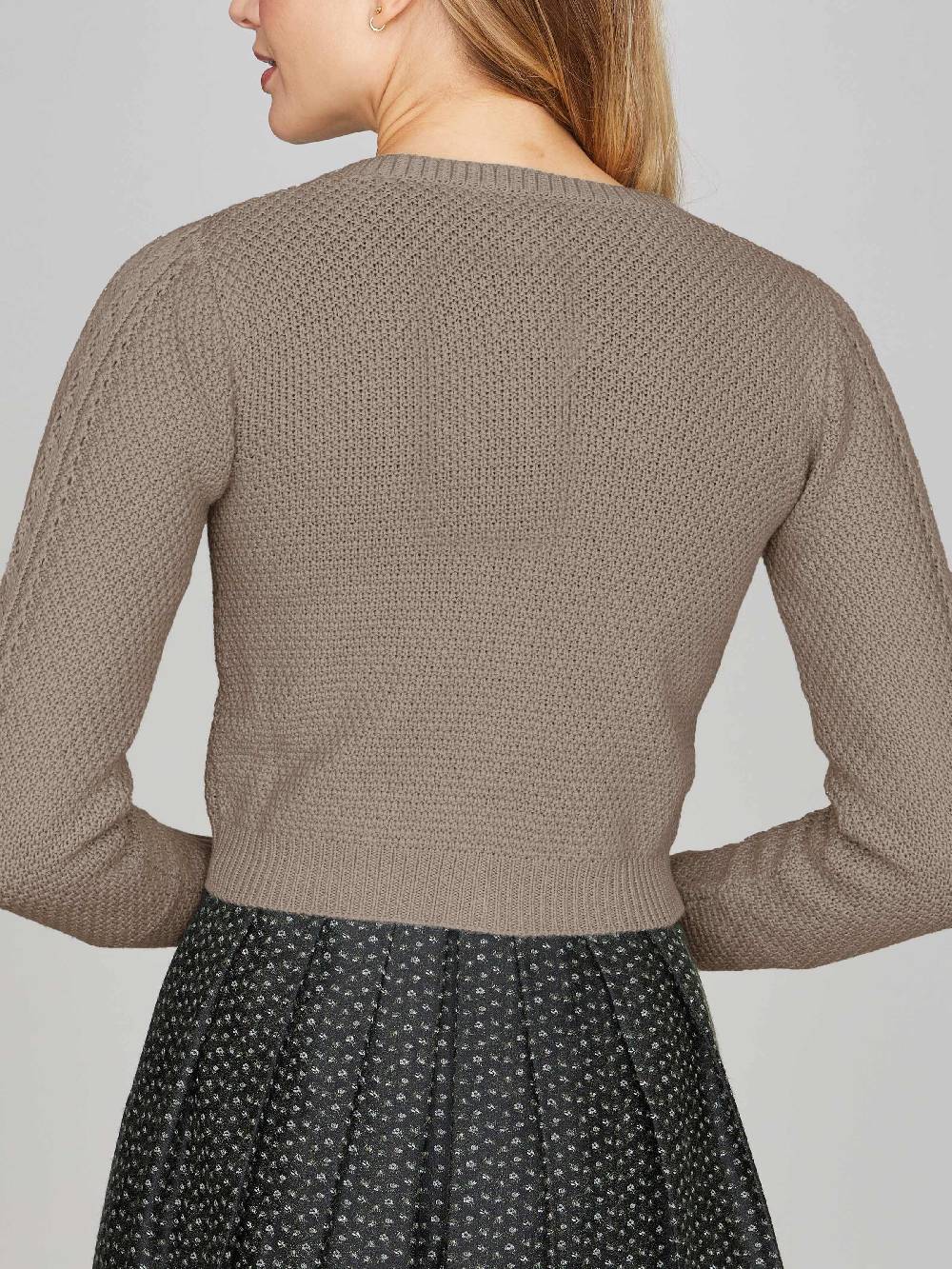 Limberry Strickjacke in dunklem Beige - EVI zollfrei