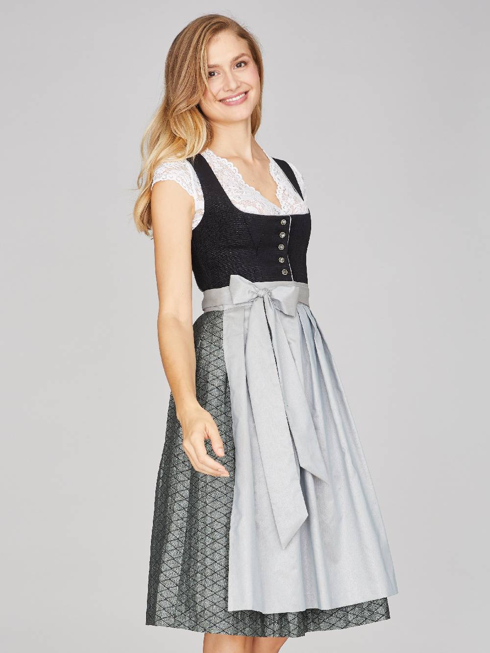 Limberry Schwarzes Dirndl mit Knöpfen - FRAUKE Zeitlich begrenztes Angebot