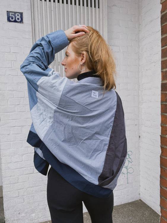 ﻿Nonoi Studio Blouson // Dunkelblau // Onesize Versandkostenfrei