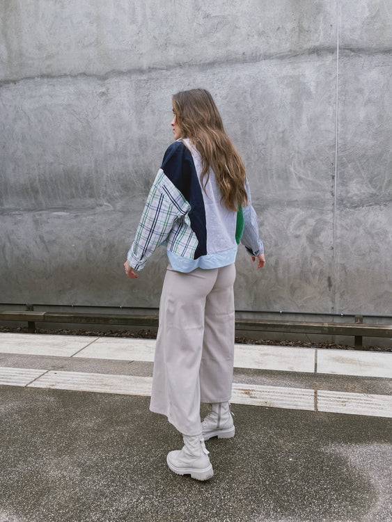Nonoi Studio Blouson // Grün + Hellblau // Onesize Online Shopping