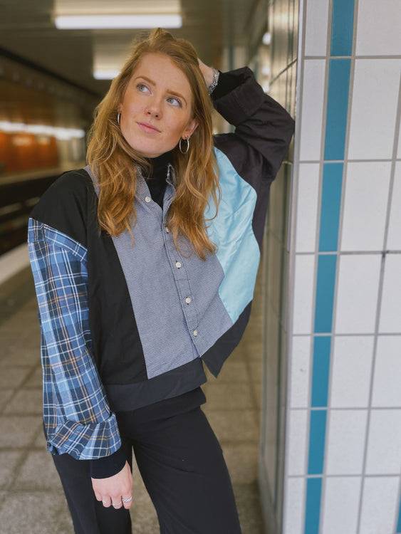 Nonoi Studio Blouson // Schwarz + Türkis // Onesize Exklusivangebot