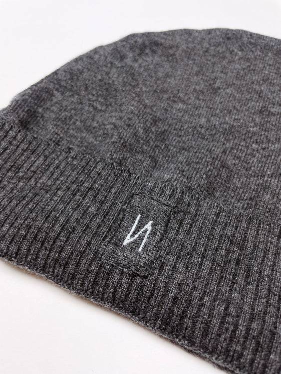 Nonoi Studio MÜTZE GRAU "TOKYO" AUS WOLLE // UNISEX Fabrik Onlineshop
