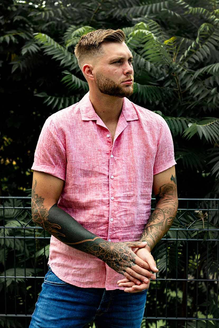 Q1 Manufaktur OLLY Slim Relaxed verkürzte Hemdlänge Kostenloser Versand international