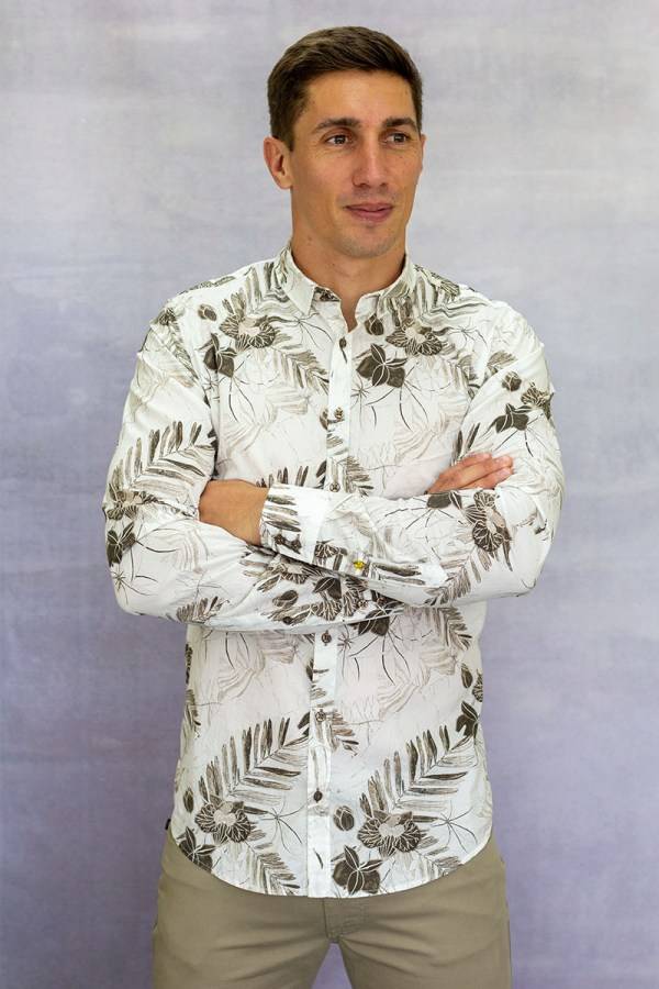 Q1 Manufaktur SANDRO verkürzte Hemdlänge Wochenangebot