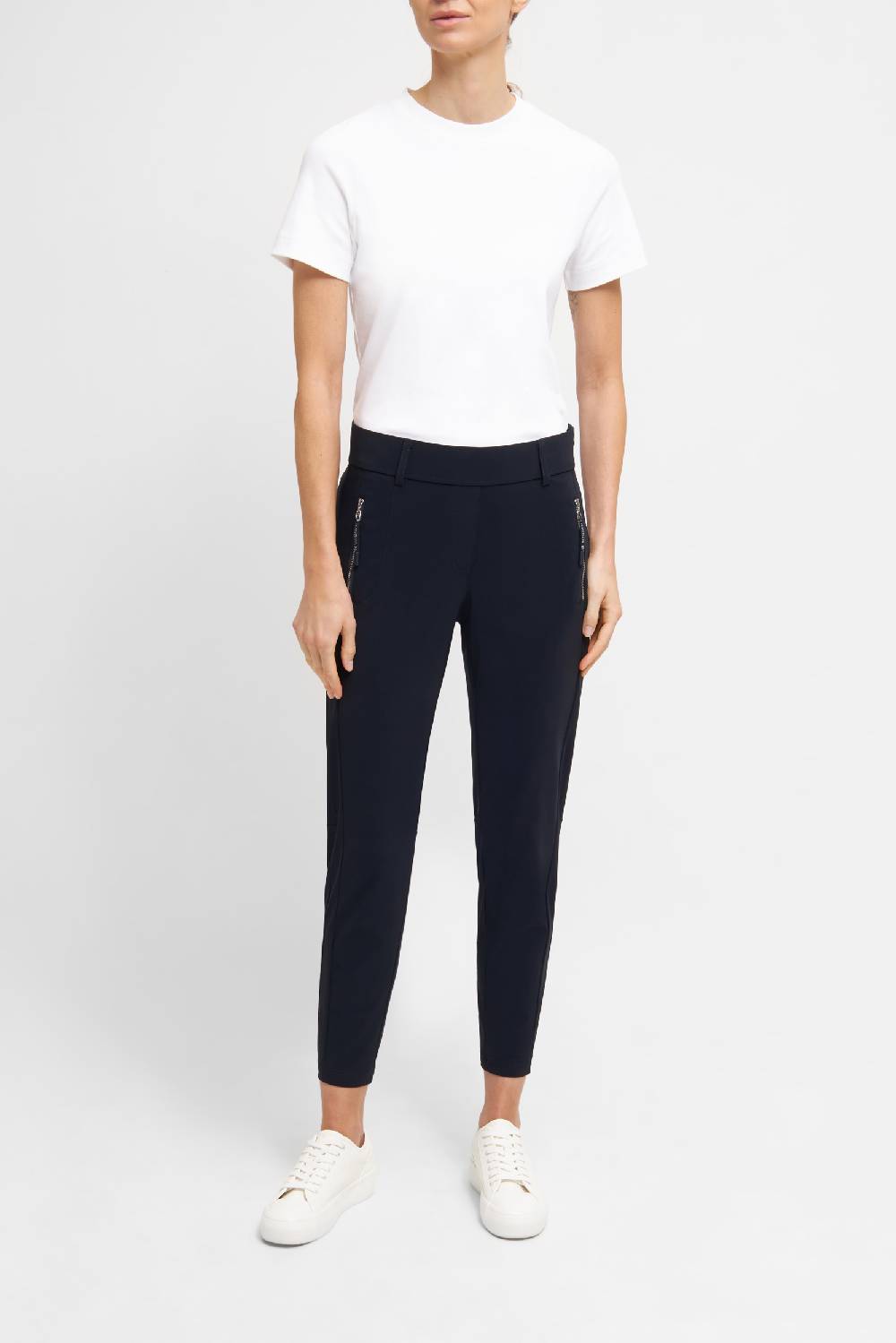 Raffaello Rossi Joggpant Relaxed verkürzt -7/8 Mid Waist schwarz: NATINA SPORT Letzter Tag