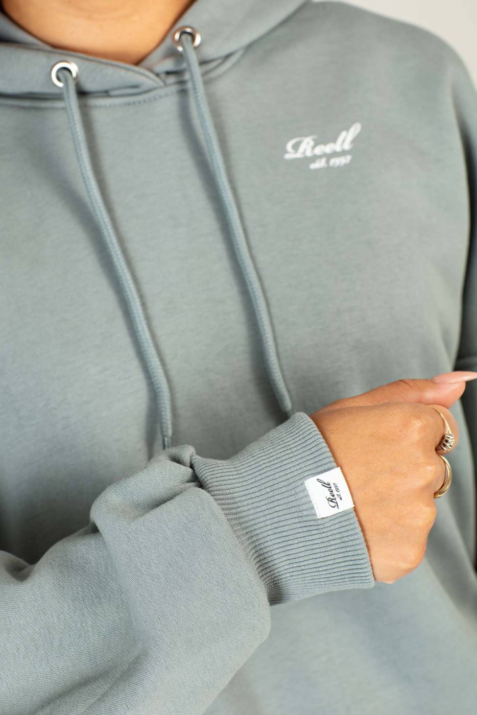Reell Women Naomi Hoodie Bis zu 50% Rabatt