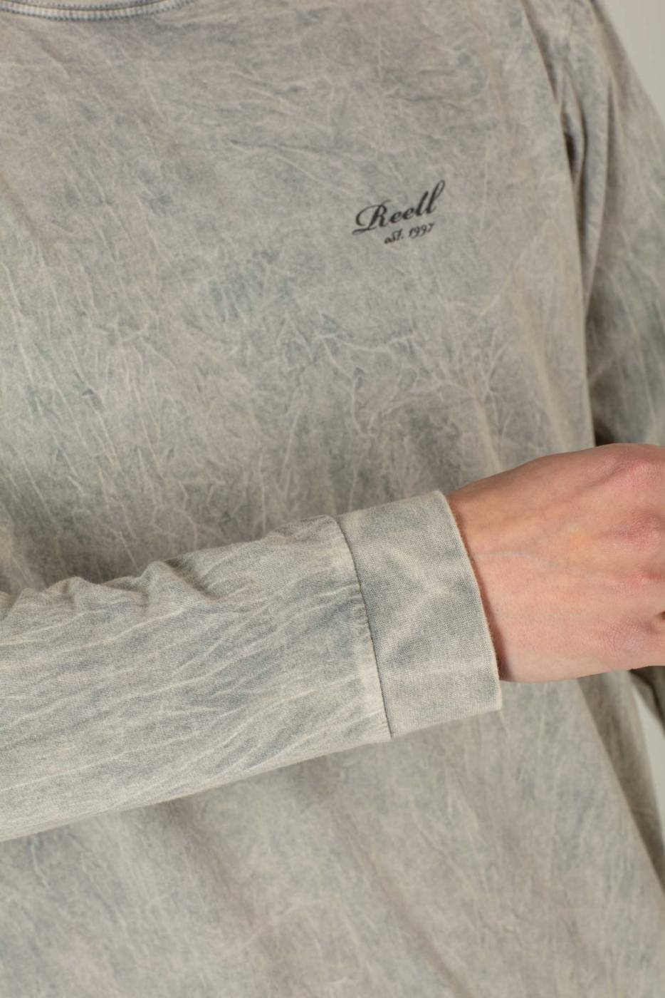 Reell Natural Dyed Longsleeve OC Begrenztes Angebot