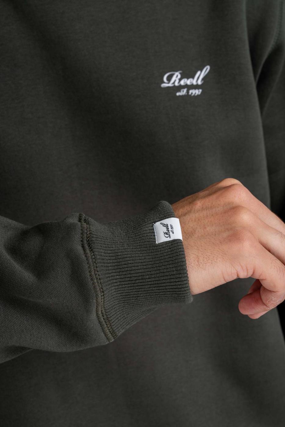 Reell Staple Logo Crewneck Speichern exportieren