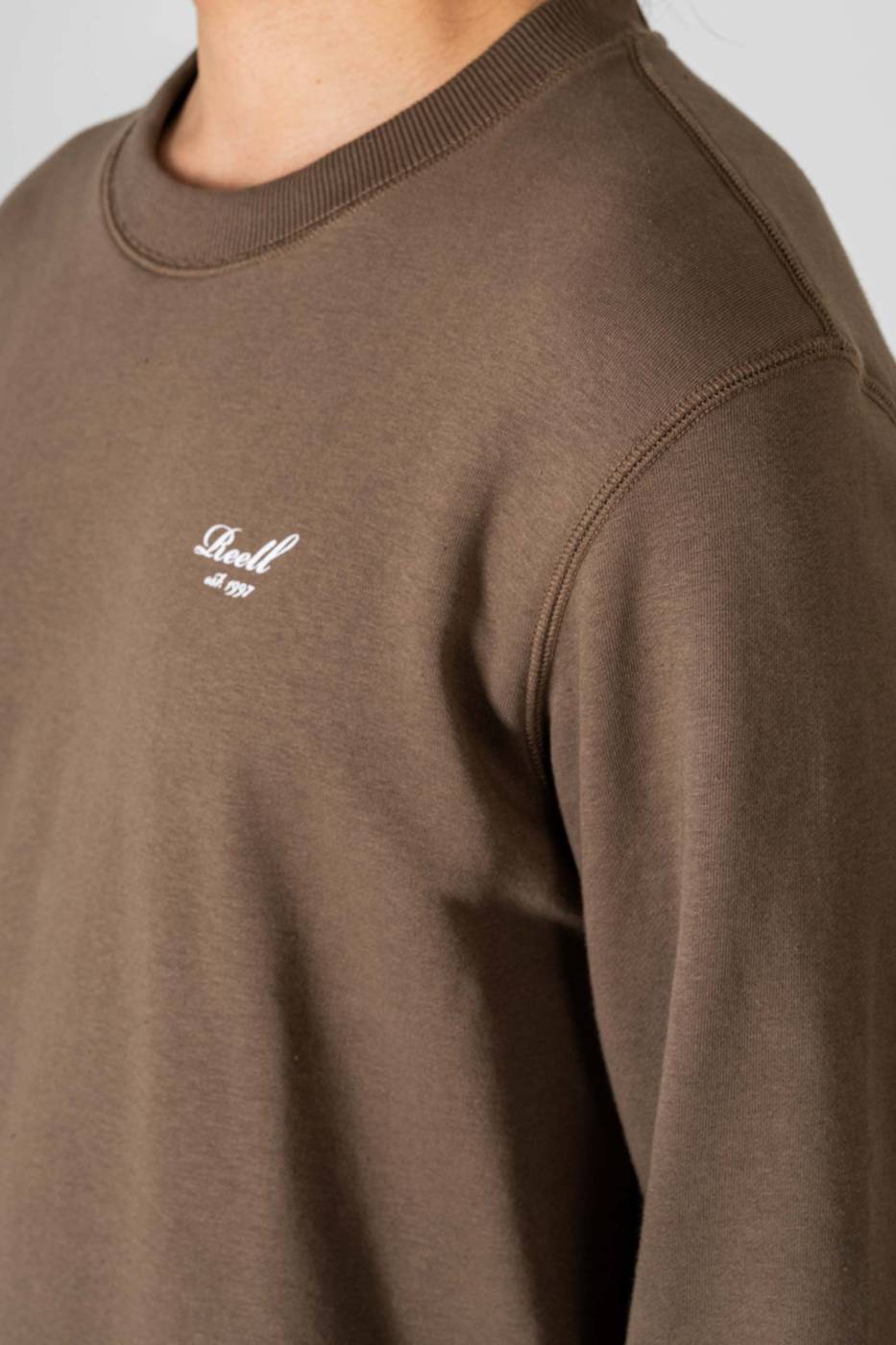 Reell Staple Terry Crewneck Kostenloser Versand