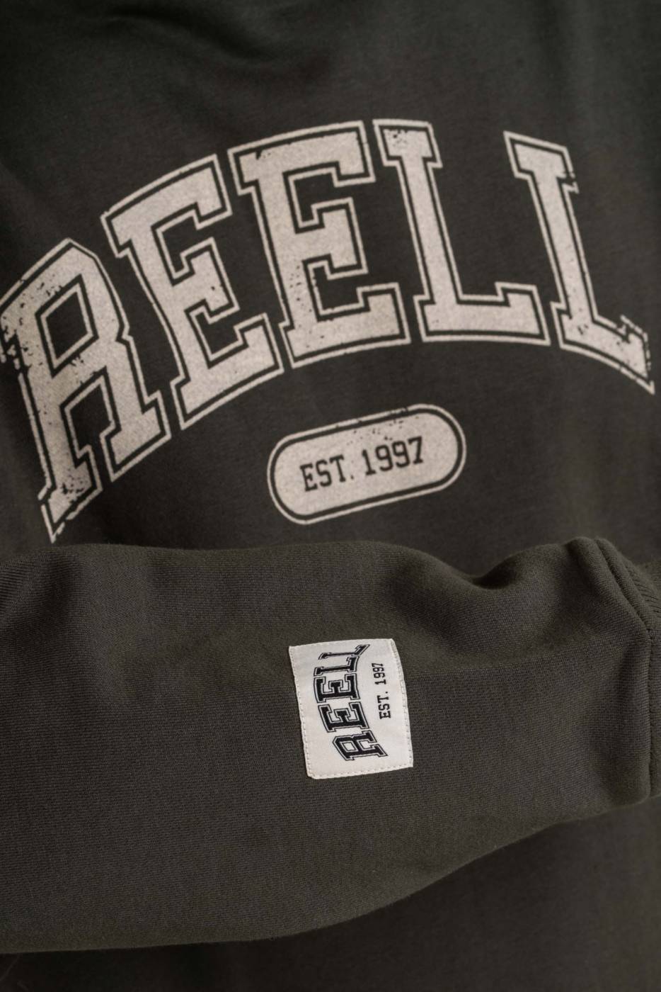 Reell Team Crewneck Kauf eins, bekomm eins gratis