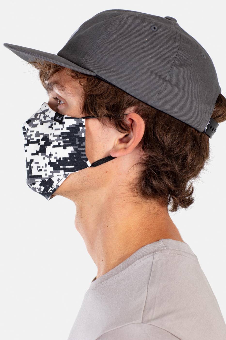 Reell Facemask Günstiger Verkauf