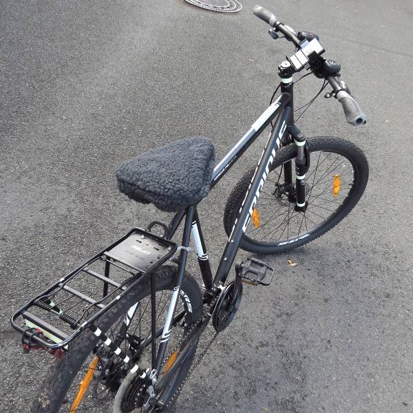 Sonia Originelli Fahrradsitzbezug Doppelschichtig Schurwolle Bike Riemen Räumungsverkauf