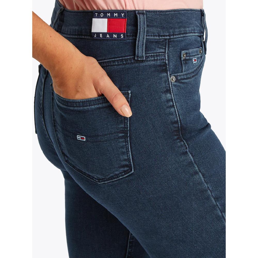 Tommy Jeans Skinny-fit-Jeans »Nora Mid Rise Skinny Fit« mit Waschung mit Logo-Badge Super Rabatt