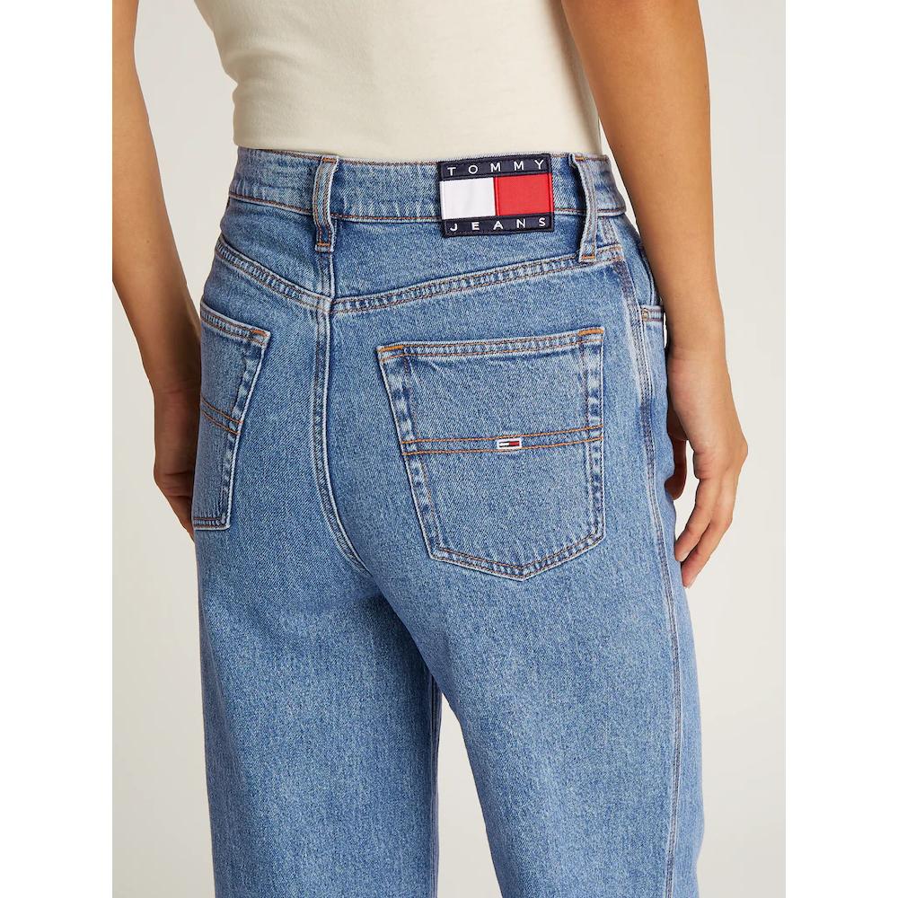 Tommy Jeans Weite Jeans »Claire High Rise« mit Logo-Badge Verkauf