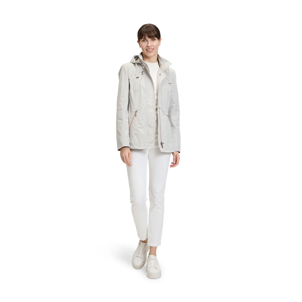 Gil Bret Sommerjacke »Gil Bret Sommerjacke mit abnehmbarer Kapuze« mit Kapuze Limitierter Zeitrabatt