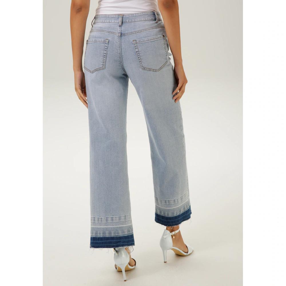 Aniston CASUAL Straight-Jeans mit trendiger Waschung am leicht ausgefranstem Saum Valentinstagsangebot