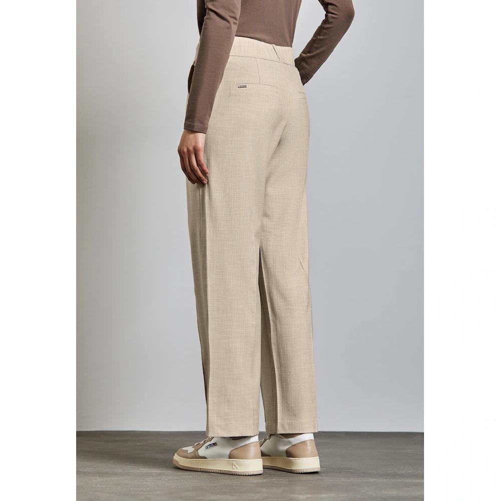 STREET ONE Stoffhose im Casual Fit und mit Stretch Neueste Mode