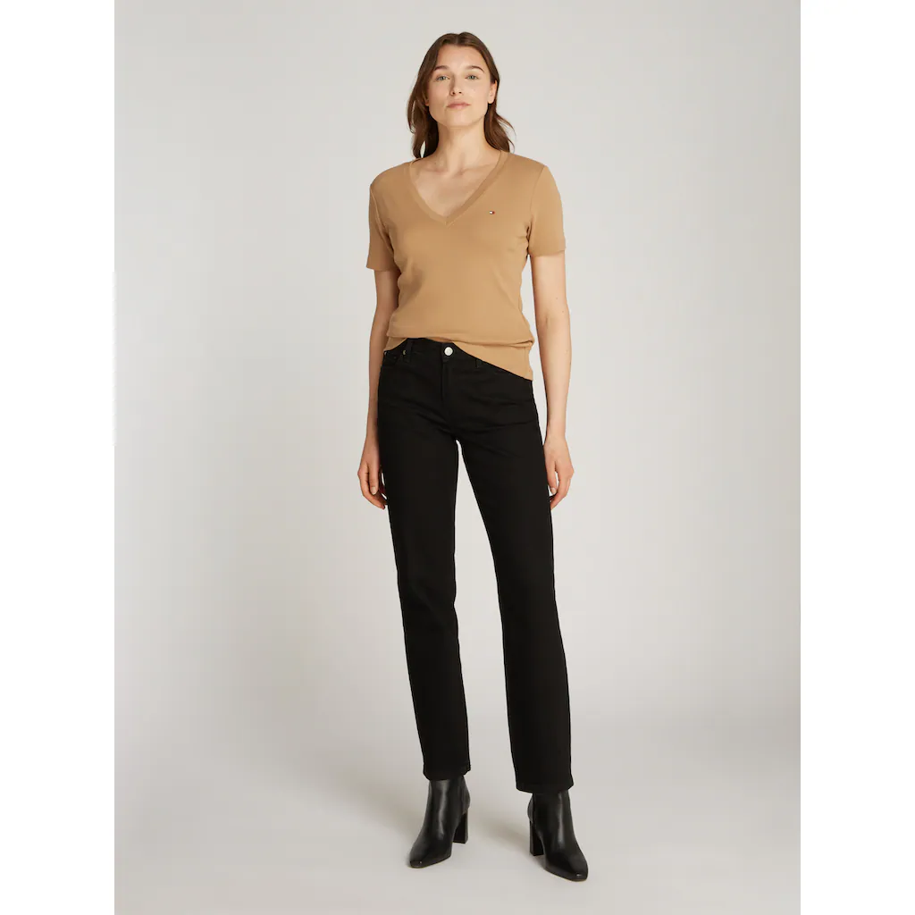 Tommy Hilfiger Straight-Jeans »CLASSIC STRAIGHT RW ECRU« mit Logo-Badge in Knöchellänge Räumungsverkauf